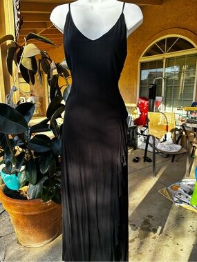 Forever 21 Black Spaghetti-Strap Maxi Dress